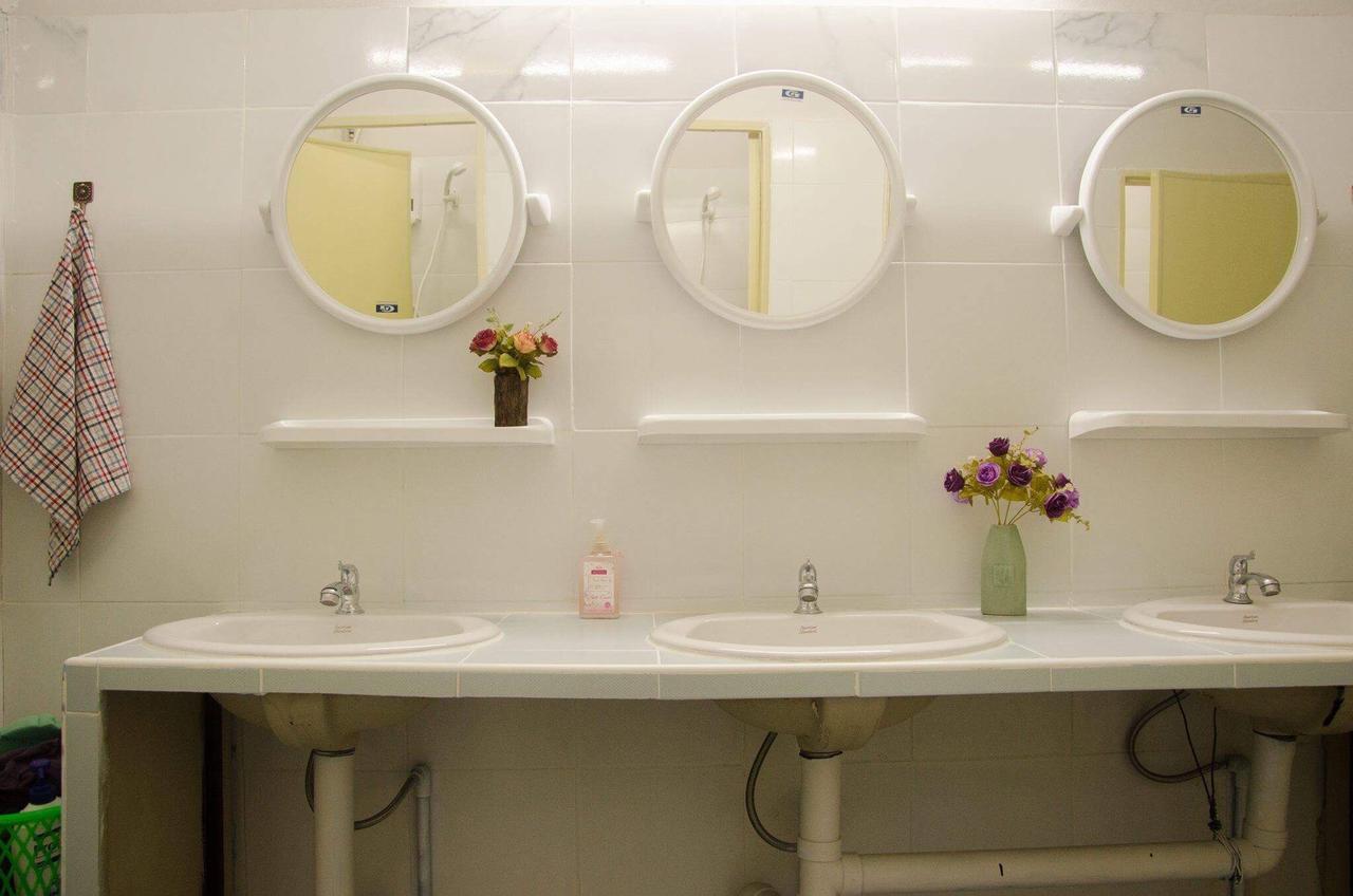 Smart Hostel Чиангмай Екстериор снимка
